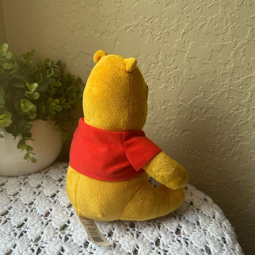Disney Winnie the Pooh Plush 8.5in and Vintage Slippers Sz 7-8 - Red and Yellow - Picture 4 of 12